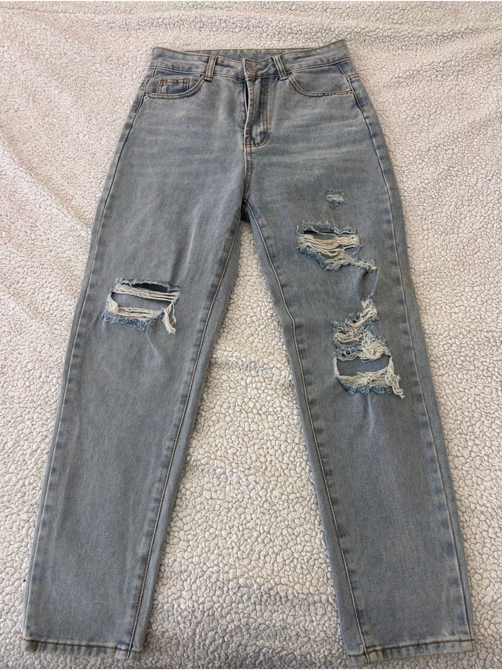 SHEIN Light Blue High-Rise Distressed Jeans